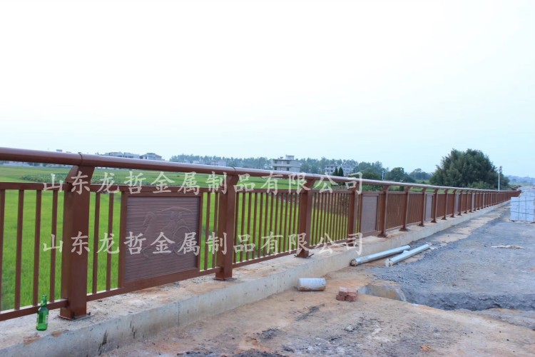 南昌?；韬虼蟮缞A護欄工程案例